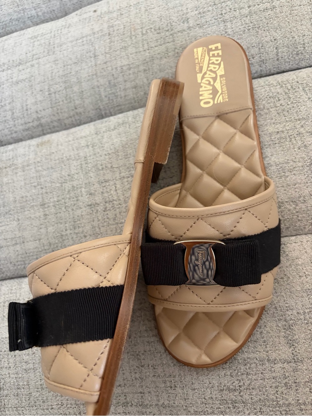 Salvatore Ferragamo Tan Quilted Slide Sandals with Black bow. Worn twice - Picture 2 of 2